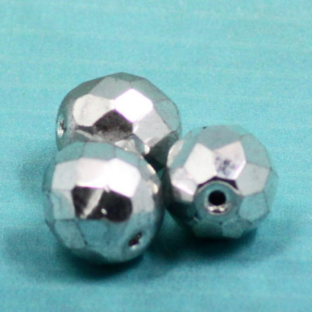 Glasschliffperlen Silberglanz